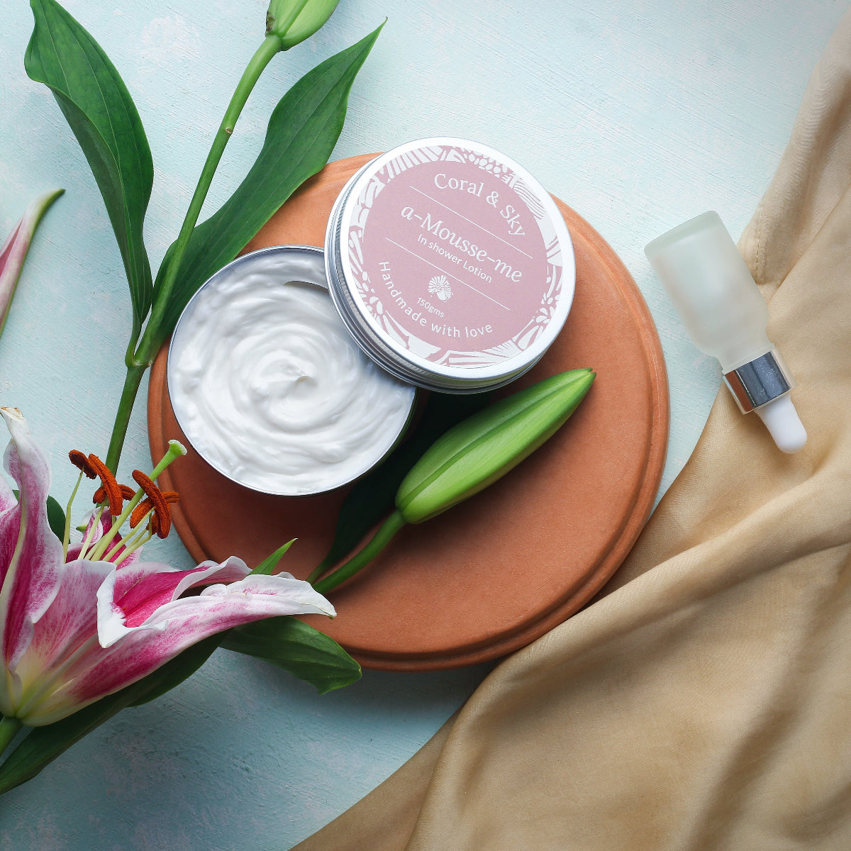 In Shower Lotion with Aloe Vera & Shea Butter